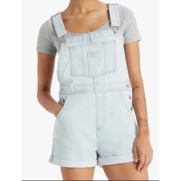 Levis Shortalls Bib Overall Shorts Denim Levi Strauss Light Wash Loose Fit M - Picture 1 of 9